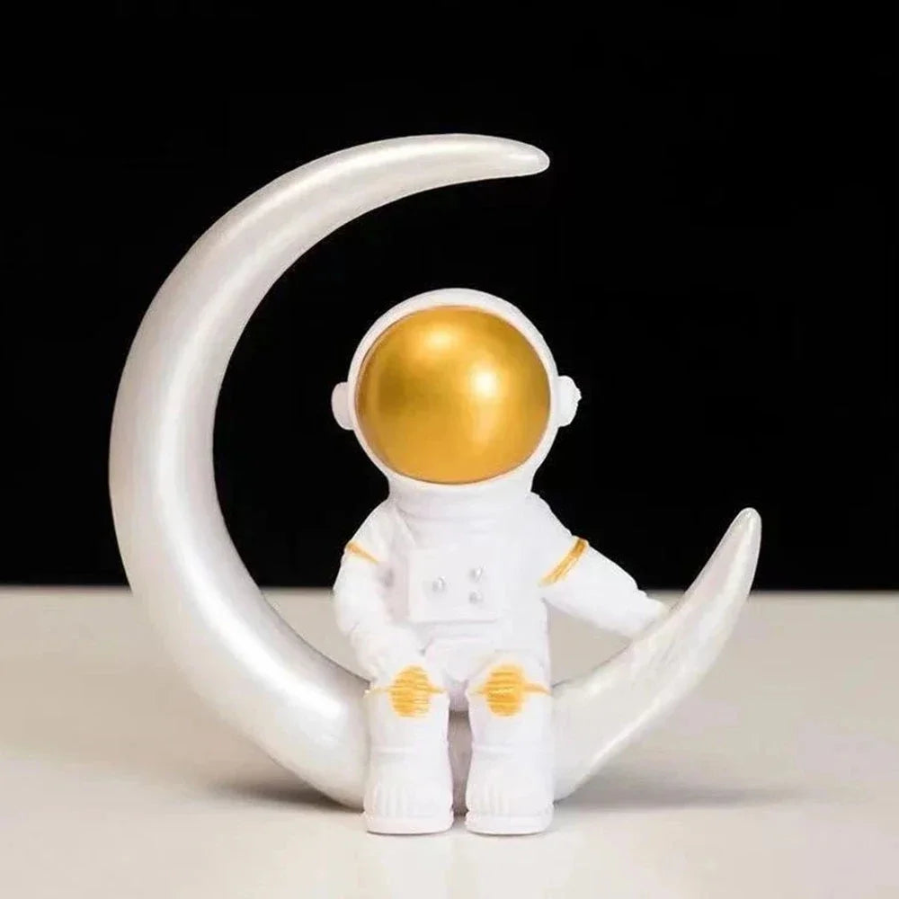 Astronaut Figure Statue Figurines (4 pcs)